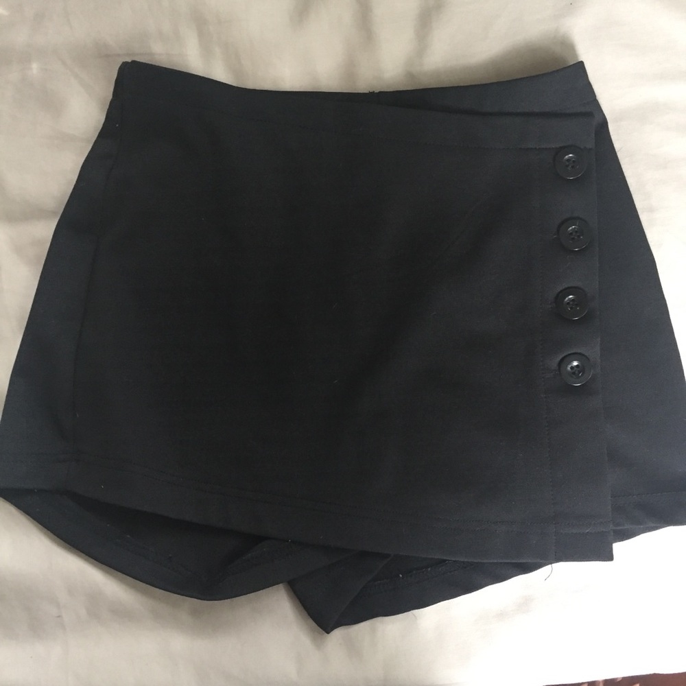 Charlotte Russe Skort